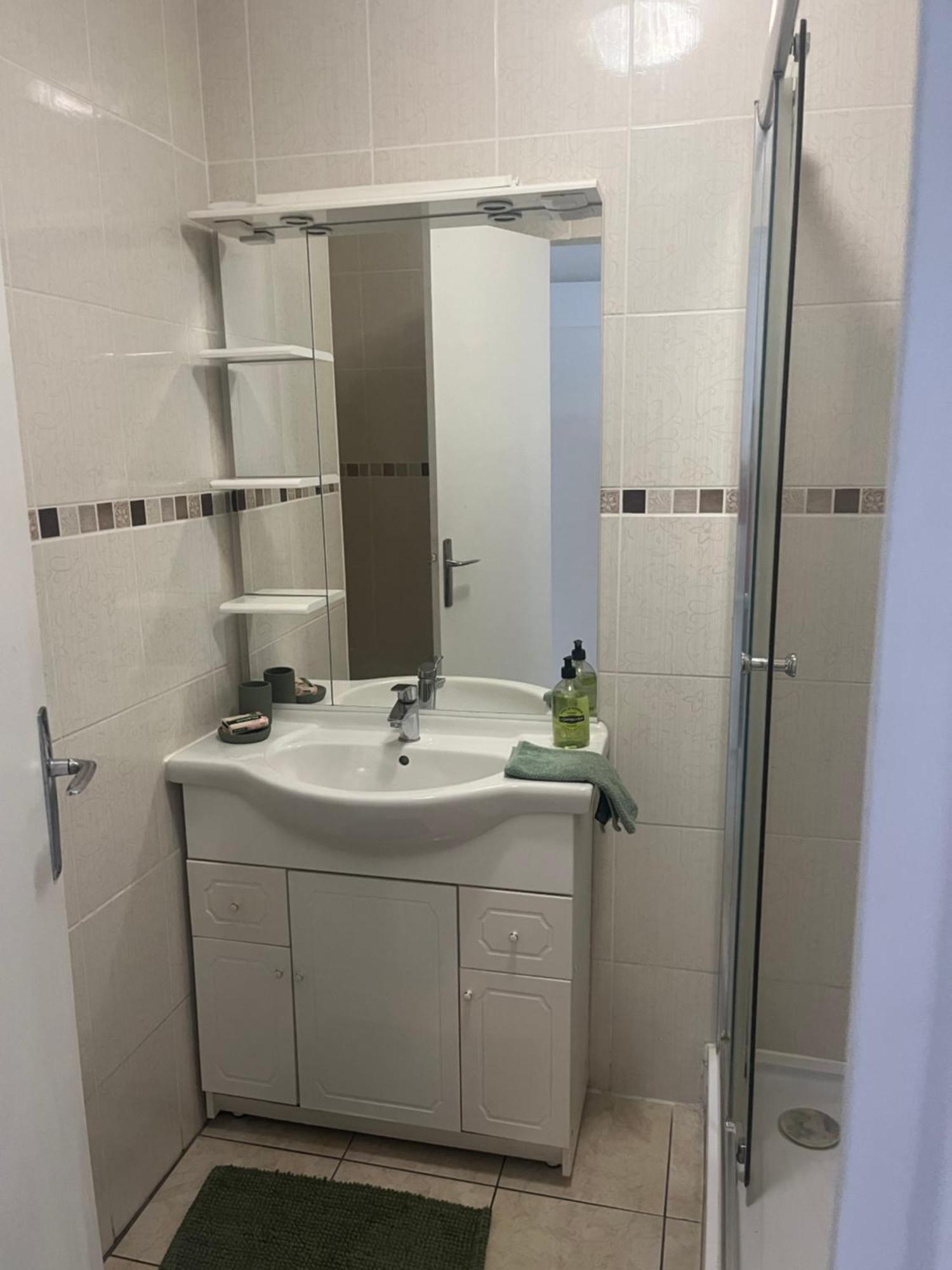 Apartment T3 Proche Metro -draps Et Serviettes Inclus Marseilles